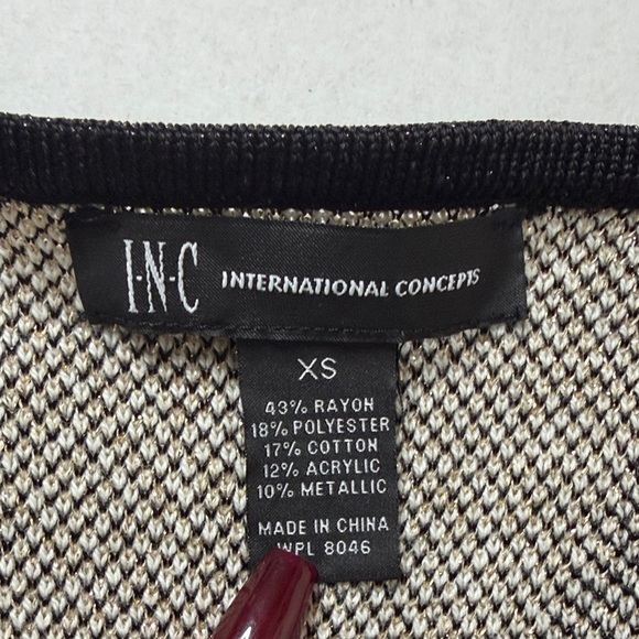 International Concepts Chevron Sweater Size XS Metallic Shimmer Sexy Scoop Neck - Picture 16 of 16